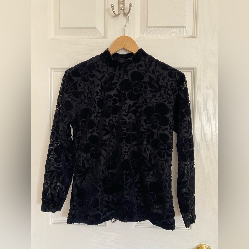Floral velvet mockneck long sleeve